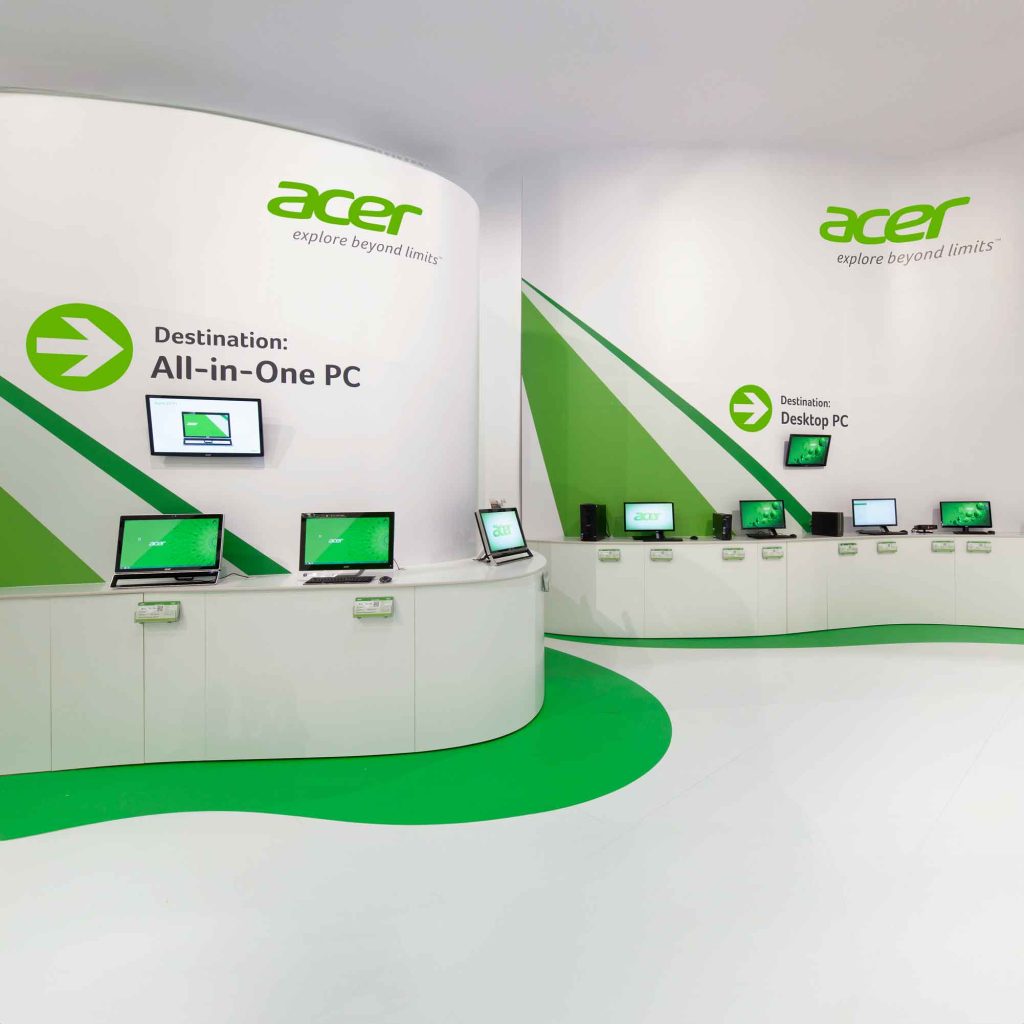 Messestand Acer Wand-/Boden- Folierung mit mehrfarbigen Folienplott